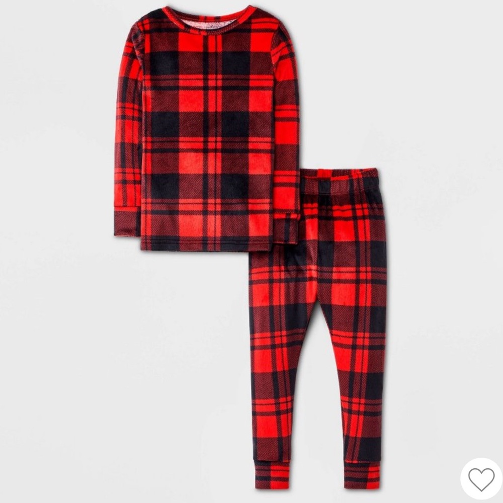 4T NWT cat & jack fuzzy cozy buffalo check Red and Black Kids Pajamas